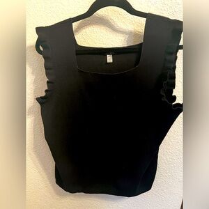 Cable & Gauge Sleeveless Knit Black Blouse